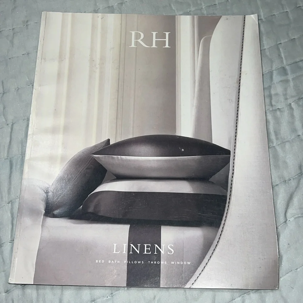 Restoration Hardware (5) Catalogs 2015 Coffee Table